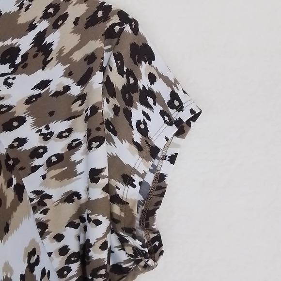 Rafaela Casual Blouse Size Small‎ in Leopard Print - Picture 6 of 11